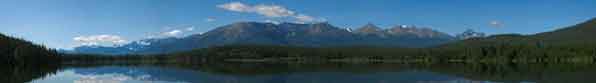 Pyramid Lake panorama